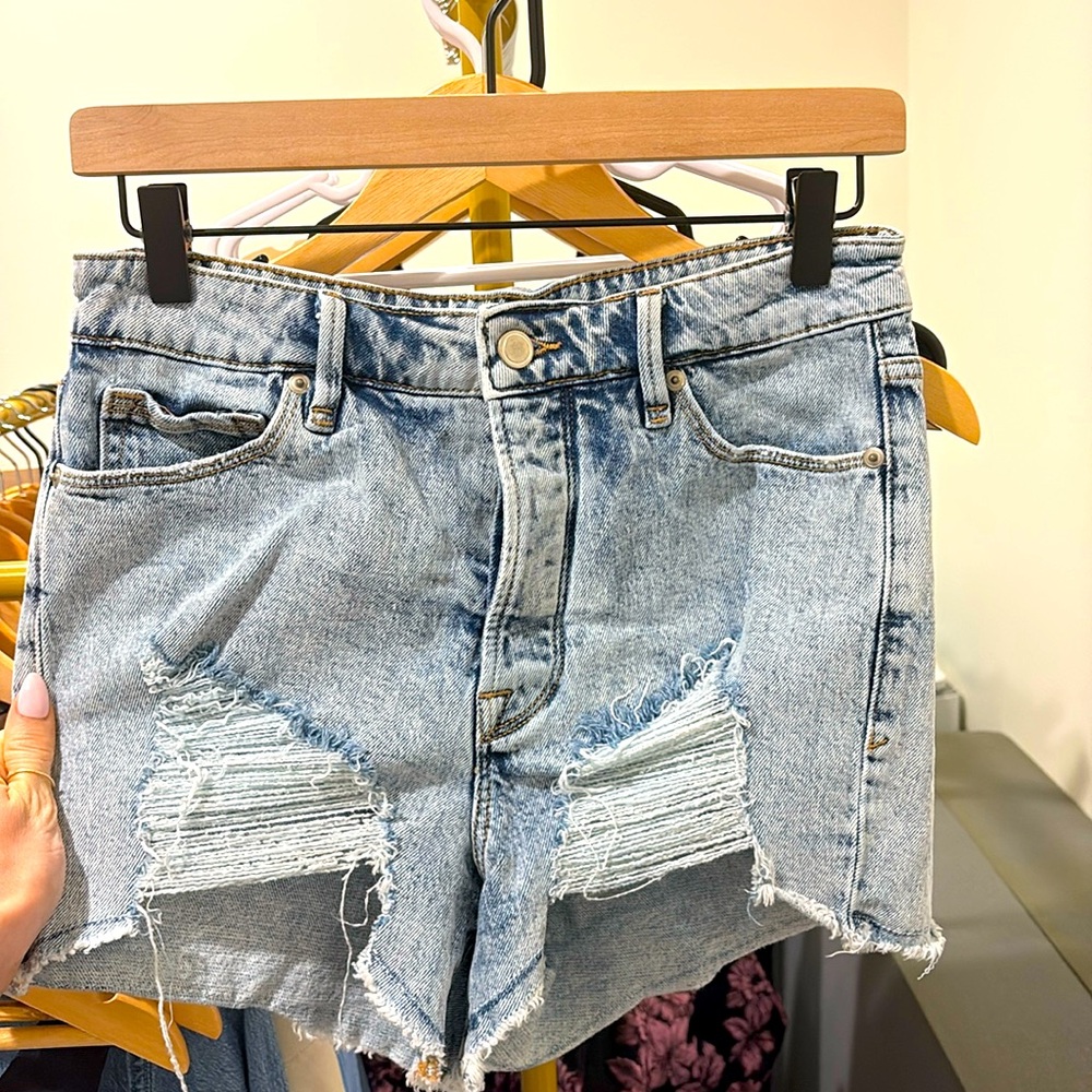 Good American Light Blue Distressed Jean Shorts